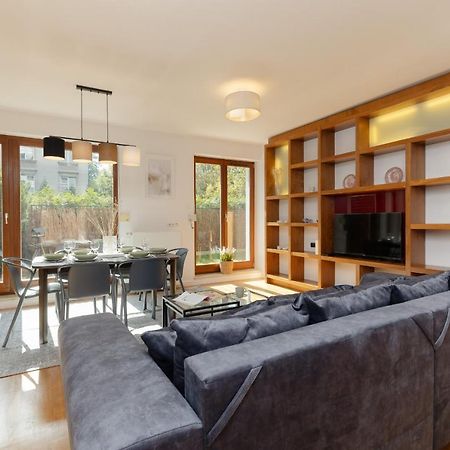 Old Mokotow Spacious Two-Bedroom Apartment By Noclegi Renters Varsóvia Exterior foto
