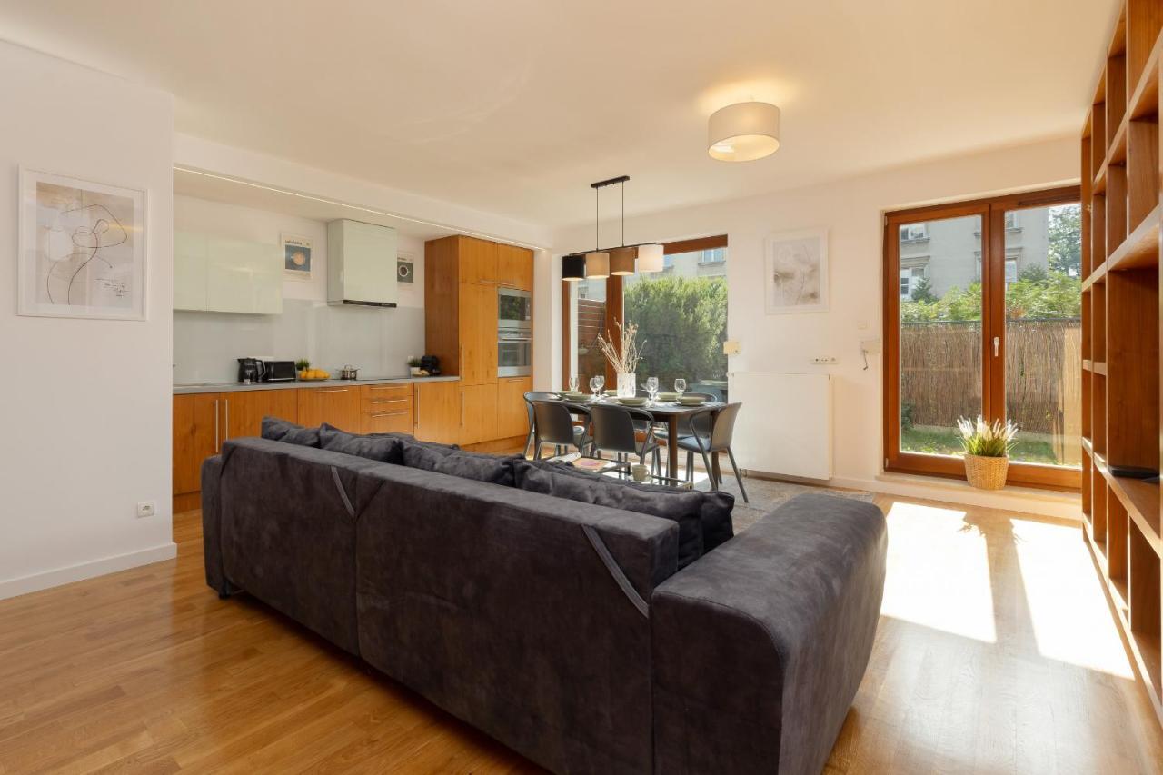 Old Mokotow Spacious Two-Bedroom Apartment By Noclegi Renters Varsóvia Exterior foto